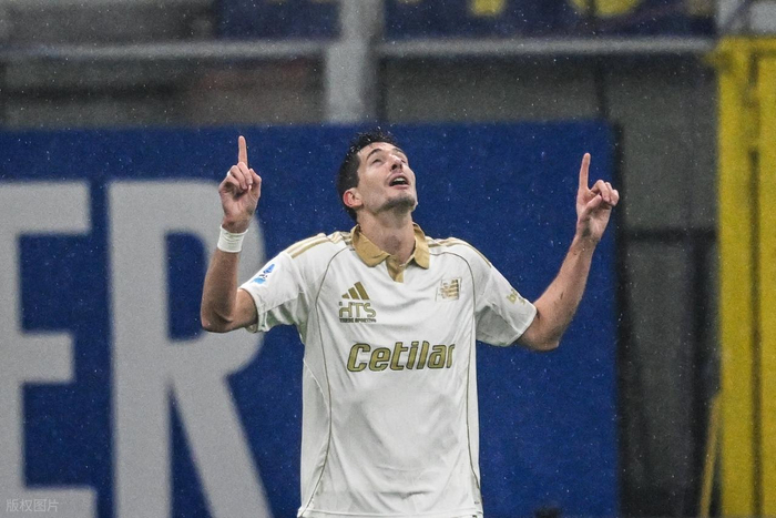 开云-意甲最新积分战报 国米逆转大胜弱旅 多AC米兰6分稳居榜首|国际米兰|比萨|迪马尔科|劳塔罗-马丁内斯|特拉莫_新浪体育_新浪新闻