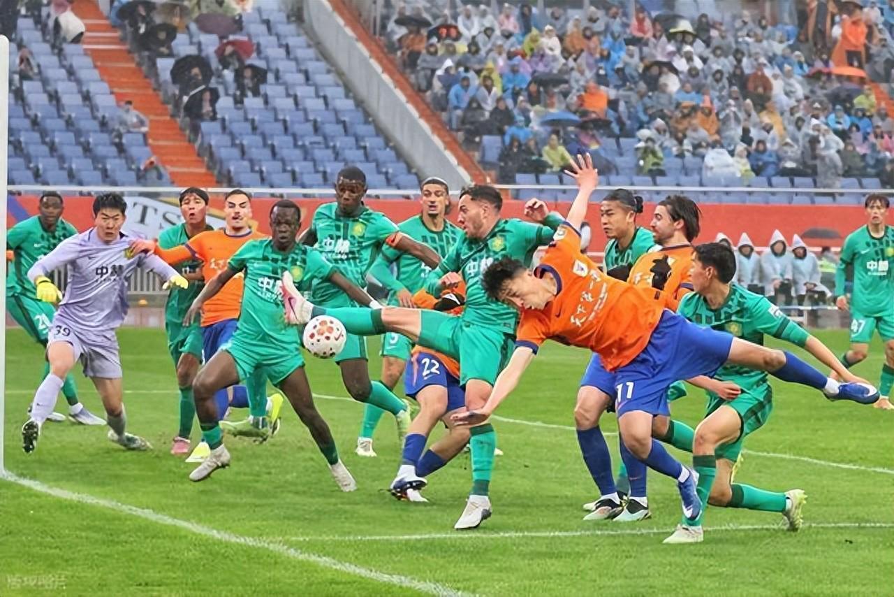 开云下载-泰山队赛后评分，克雷桑连场最高分，瓦科全场最低分，勉强及格